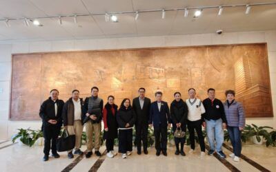 สมาคมผู้สื่อข่าวไทย-จีน เยือนสำนักงานใหญ่ซินหัว ณ กรุงปักกิ่ง ยกระดับความร่วมมือสื่อและวิชาการ พร้อมร่วมฉลอง 50 ปี ความสัมพันธ์ทางการทูตไทย-จีน